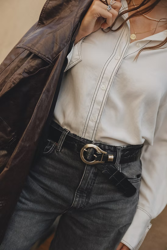 "Middle of the road" leather belt