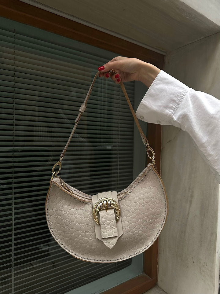 "I belong to you" shilver details shoulder bag