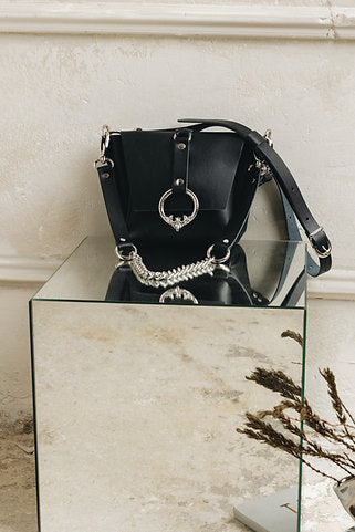 "Here I am" shoulder bag