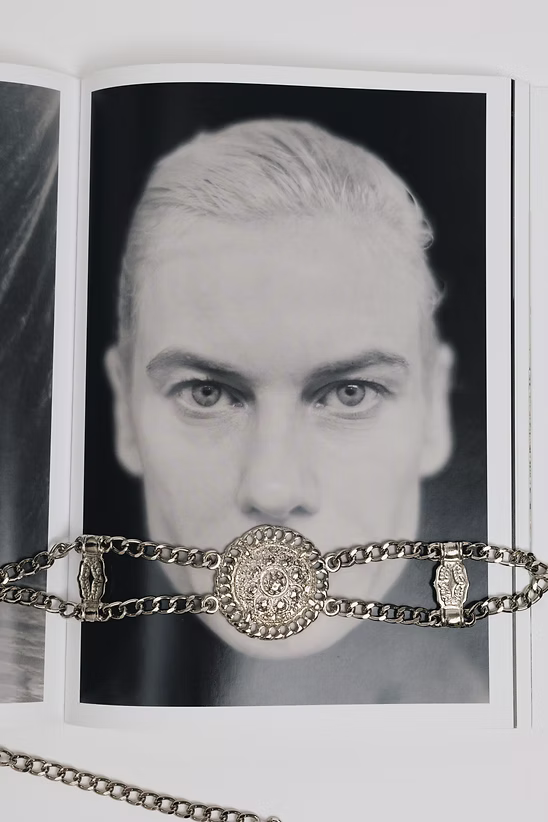 "Anthem" chain belt