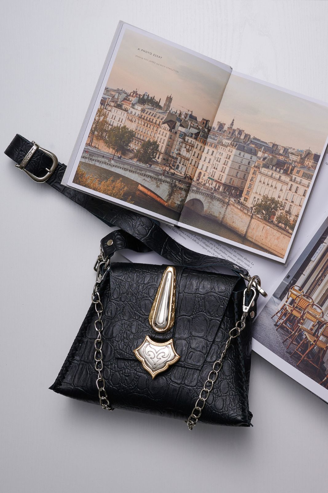 "Apocalypse" shoulder bag