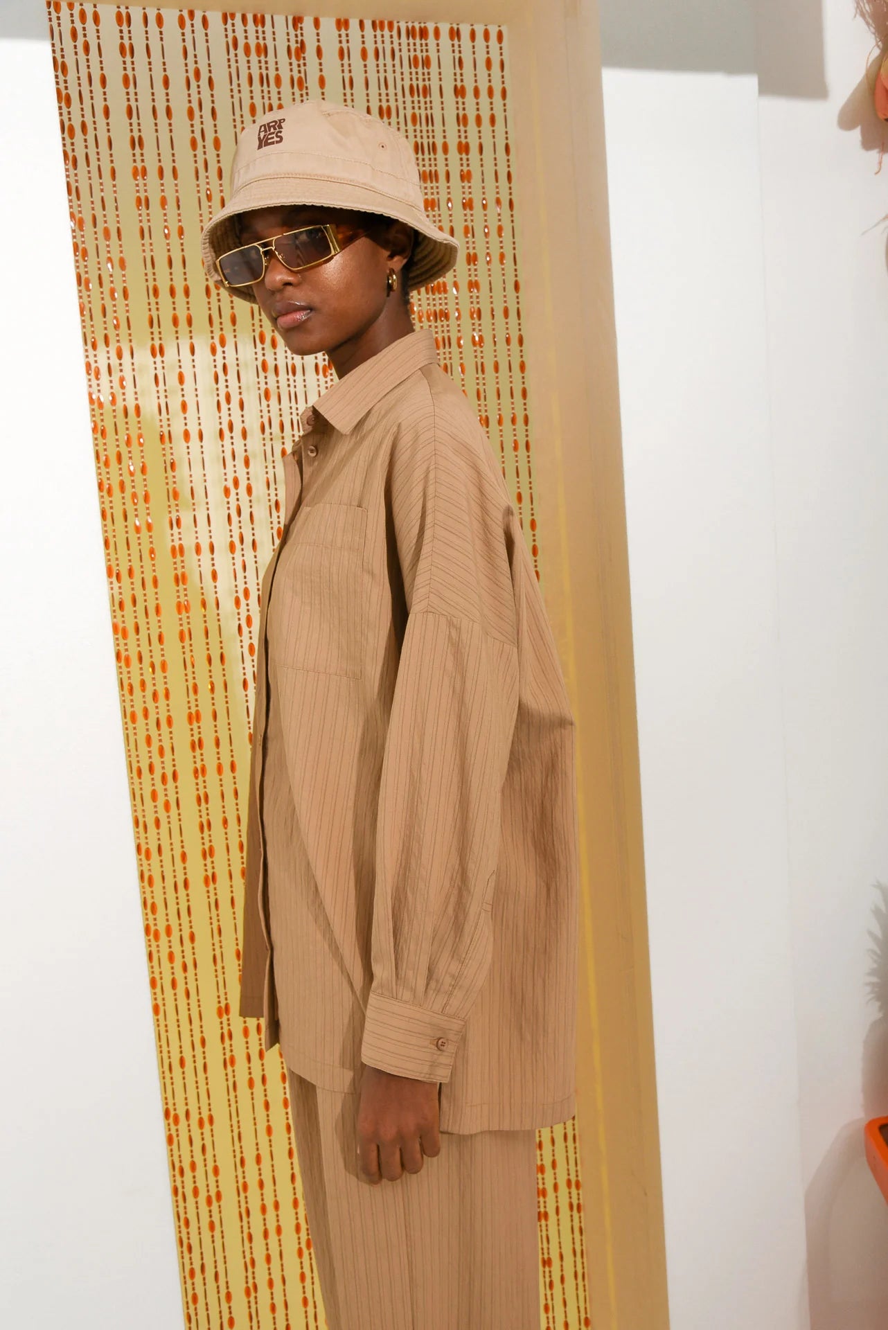 LUSH SHIRT BEIGE