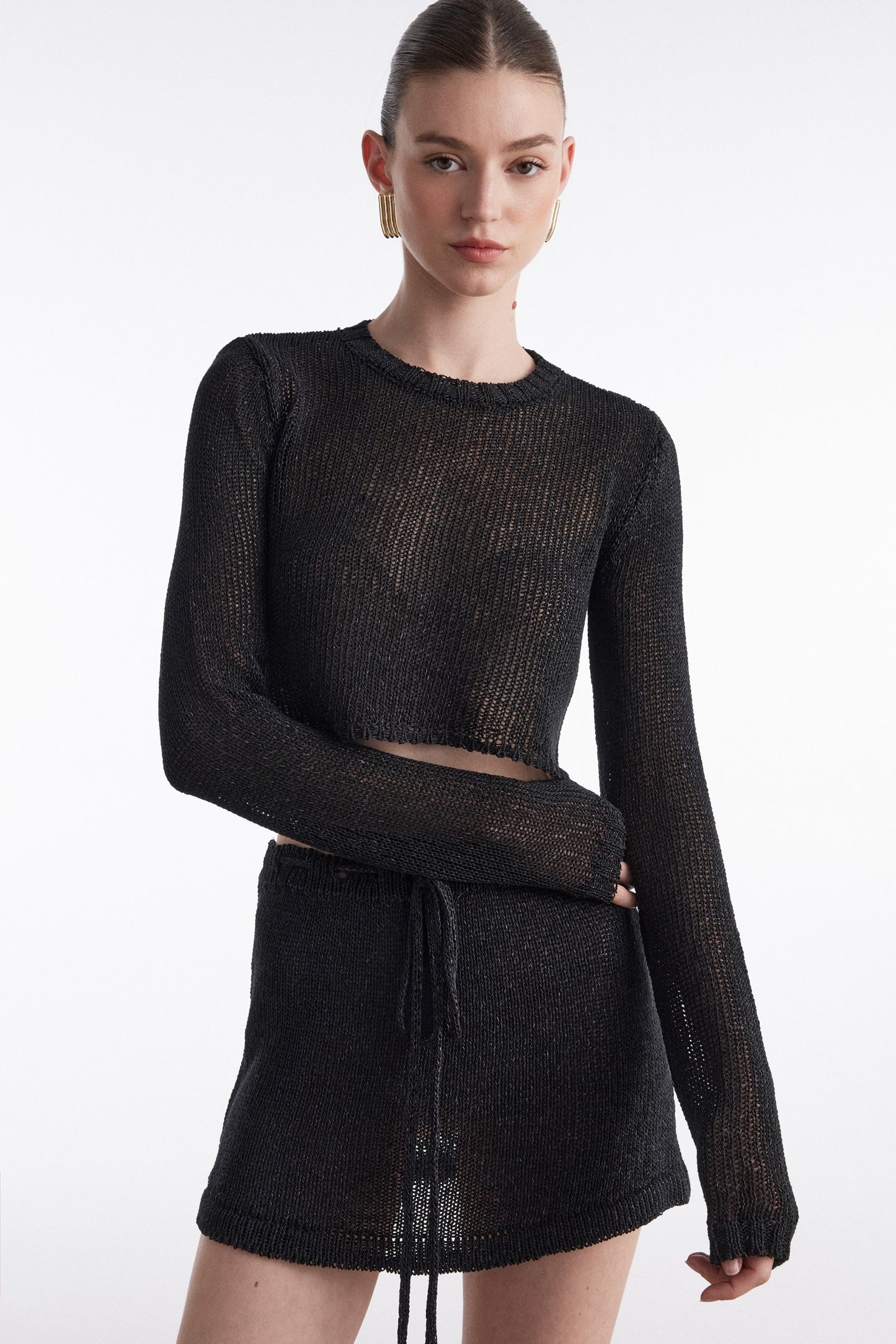 VOYAGE KNITTED CROP TOP BLACK