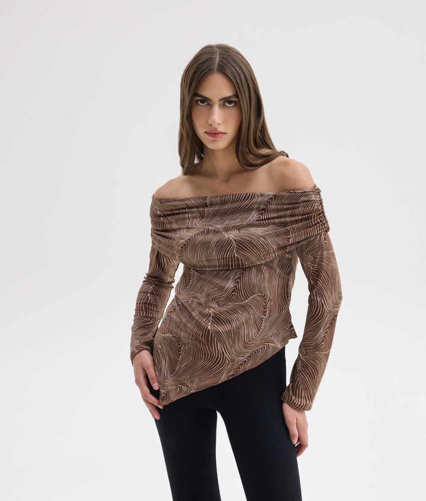 SYLVIA OFF SOULDER TOP WAVE PRINT