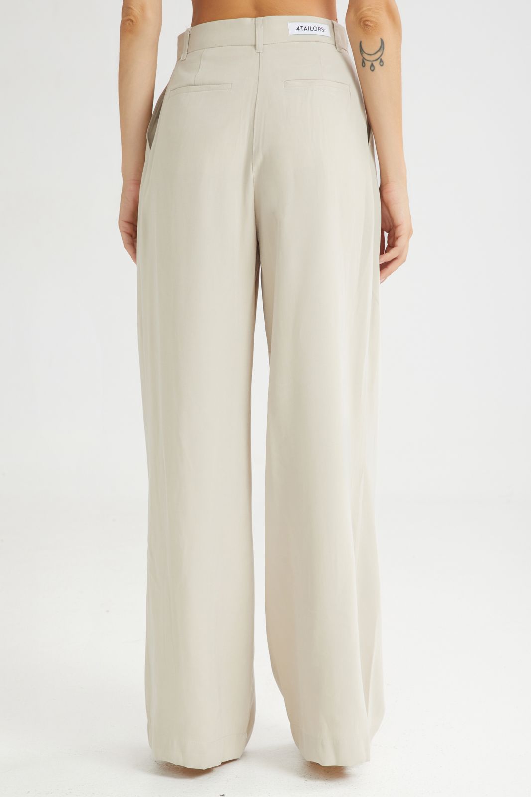 The Melted IceCream Long Pants Vanilla