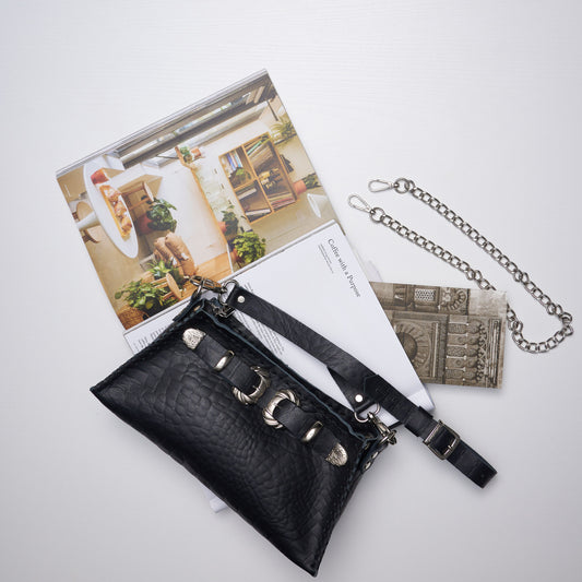 "Love is a battlefield" shoulder bag