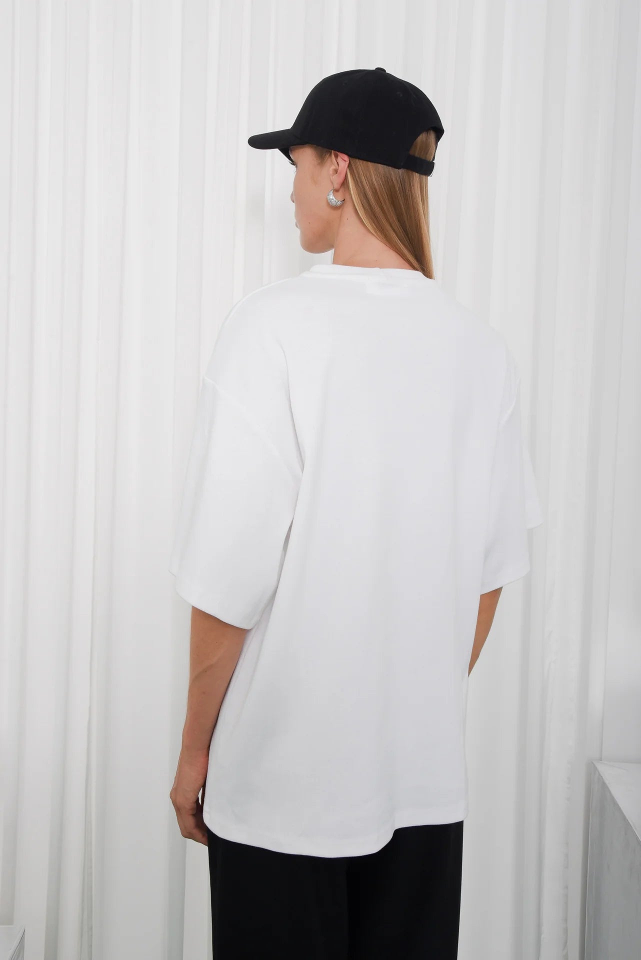 UNTOUCH OVERSIZED T-SHIRT WHITE