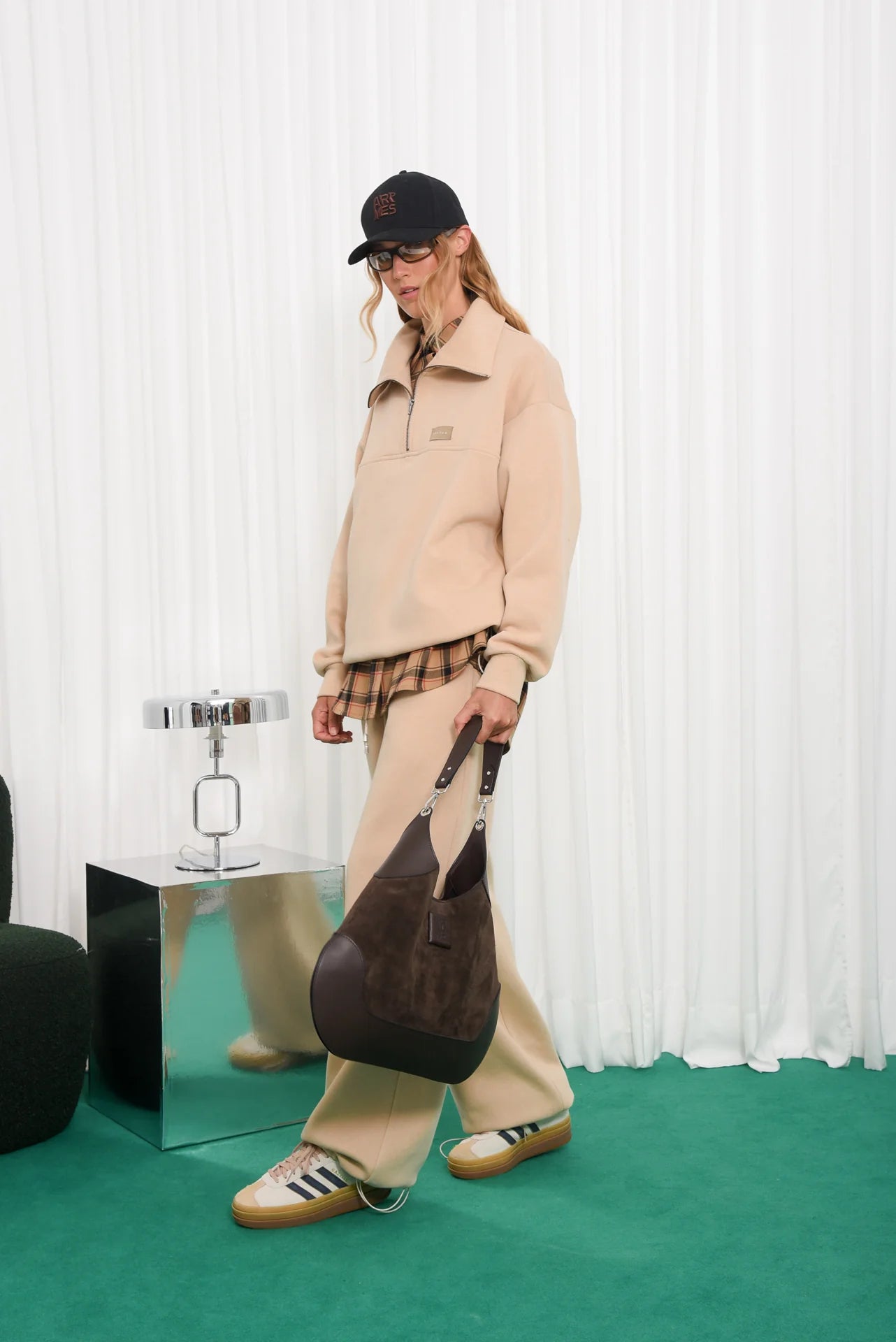 SELFHOOD ZIPPED SWEATER BEIGE