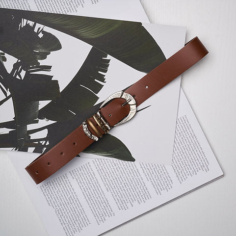 "Deep river woman"  taba leather belt