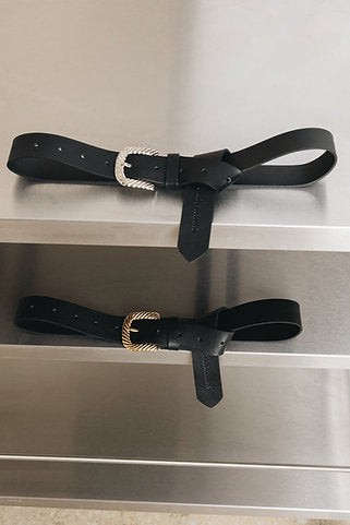 “So lonely” leather belt Nickel Details