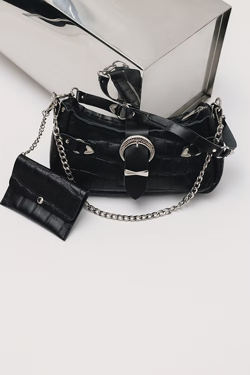 "Kiss of life" shoulder bag