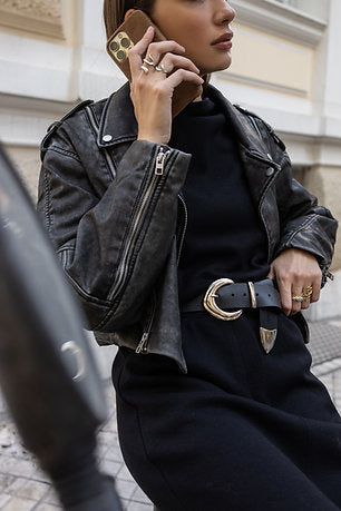 "Shiver" leather belt