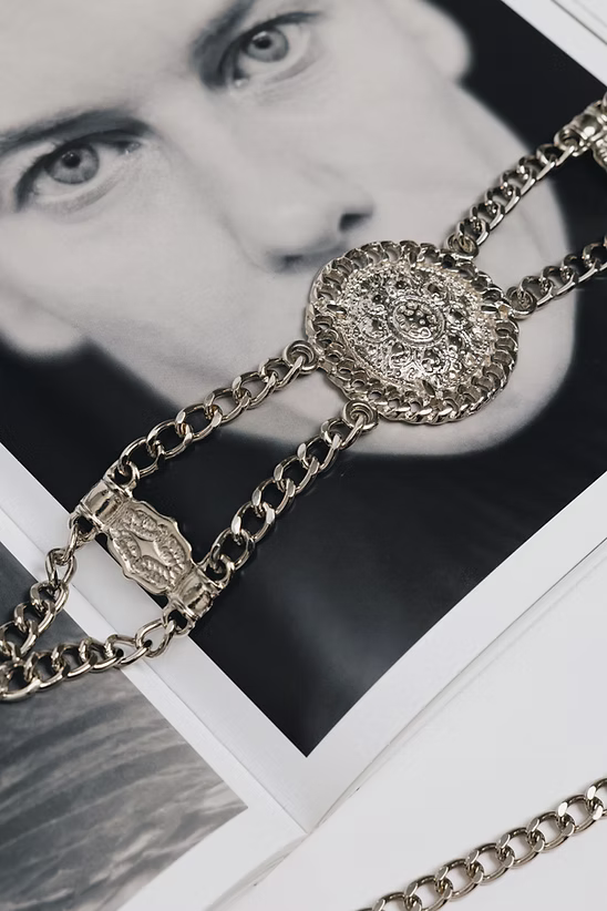 "Anthem" chain belt