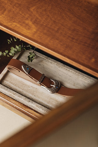 "On the beach" leather belt