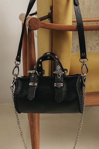 "Unstoppable" barrel bag
