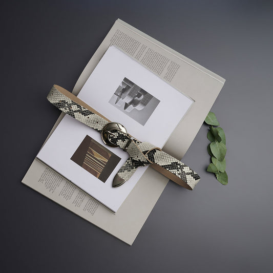 "Stuck on you" leather belt Black  & White