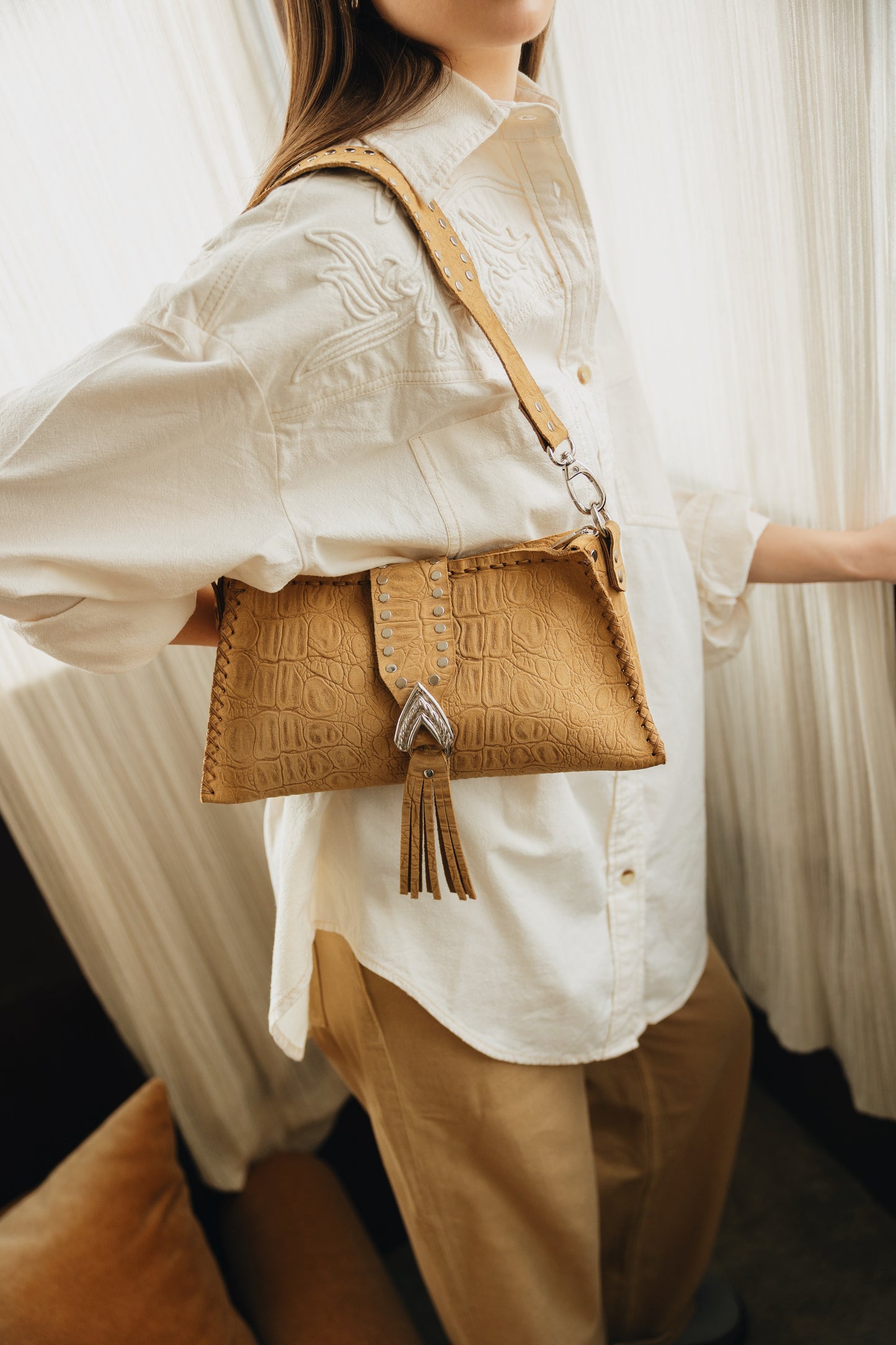 "I am love" shoulder bag, honey suede