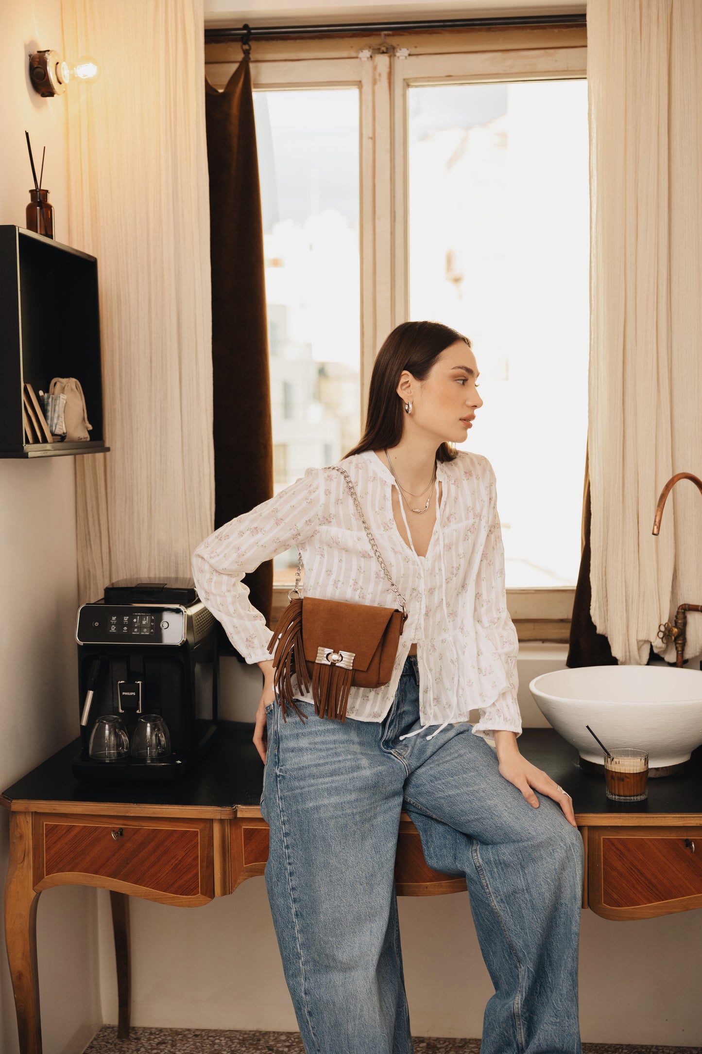 "Woman" shoulder bag, chocolate suede