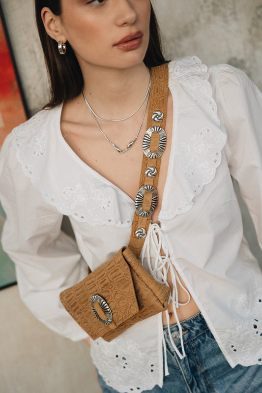 "Don't stop believin'" beltbag, honey suede