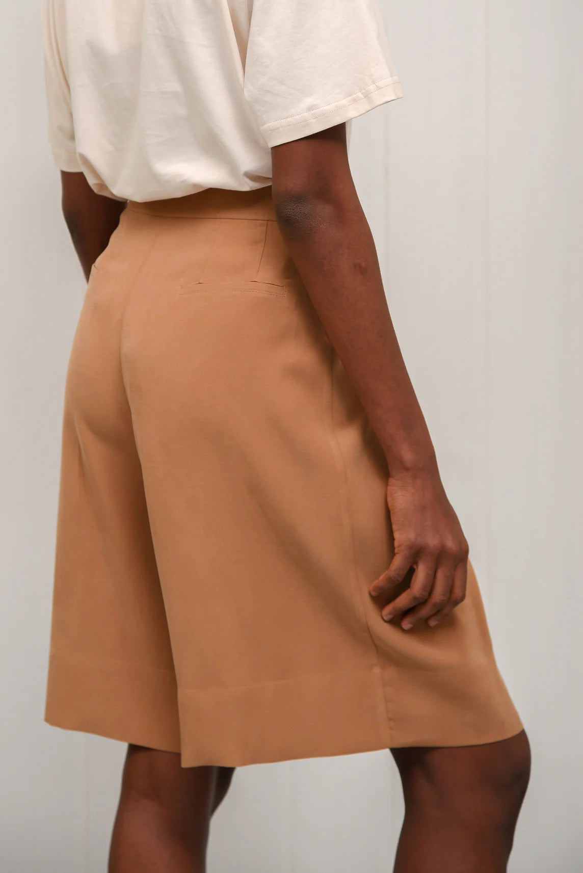 PAPAYA SHORTS CAMEL
