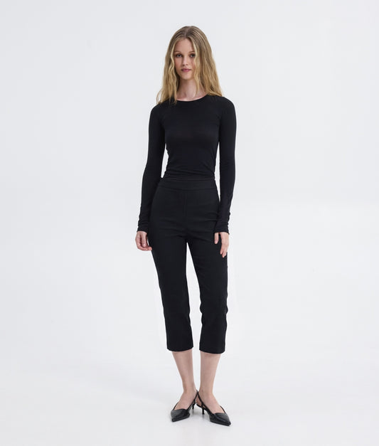 KELLY CAPRI