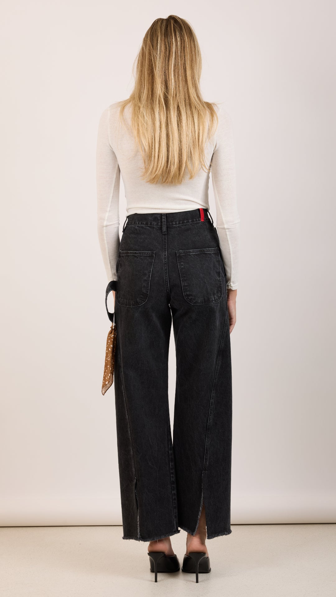 MEGAN VINTAGE BLACK