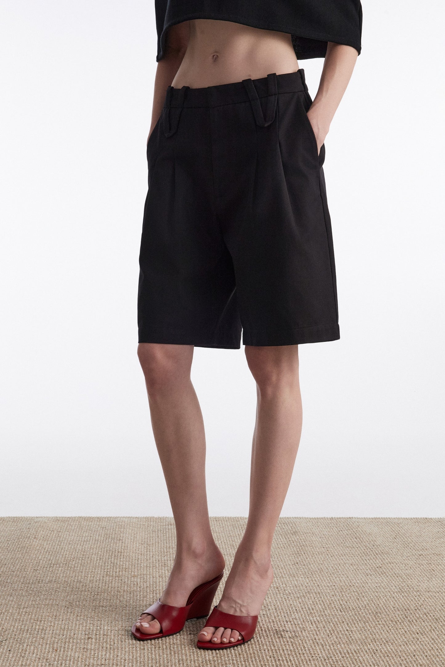 DOLLY BERMUDA BLACK