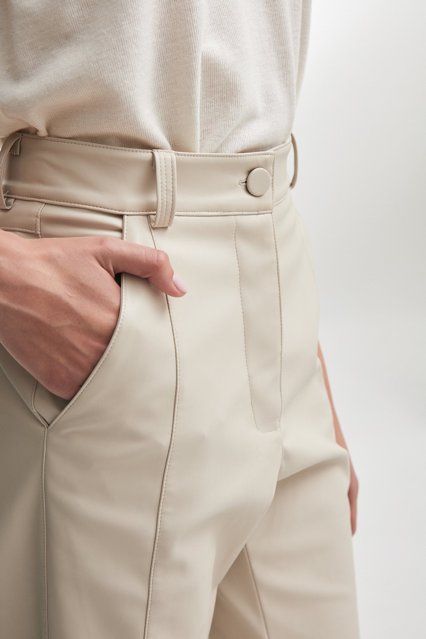 WALKMAN TROUSERS LIGHT BEIGE