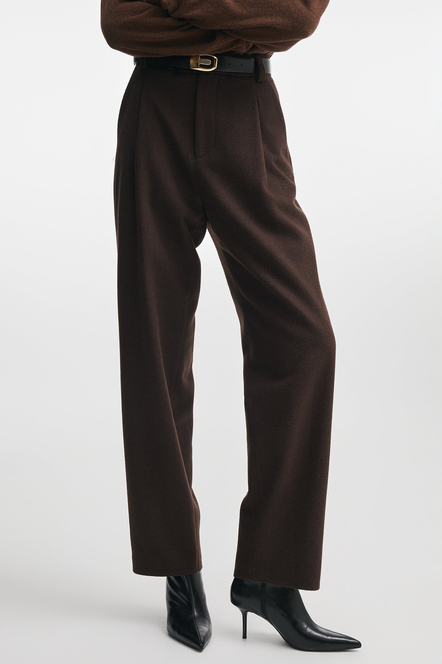 URBAN TROUSERS BROWN