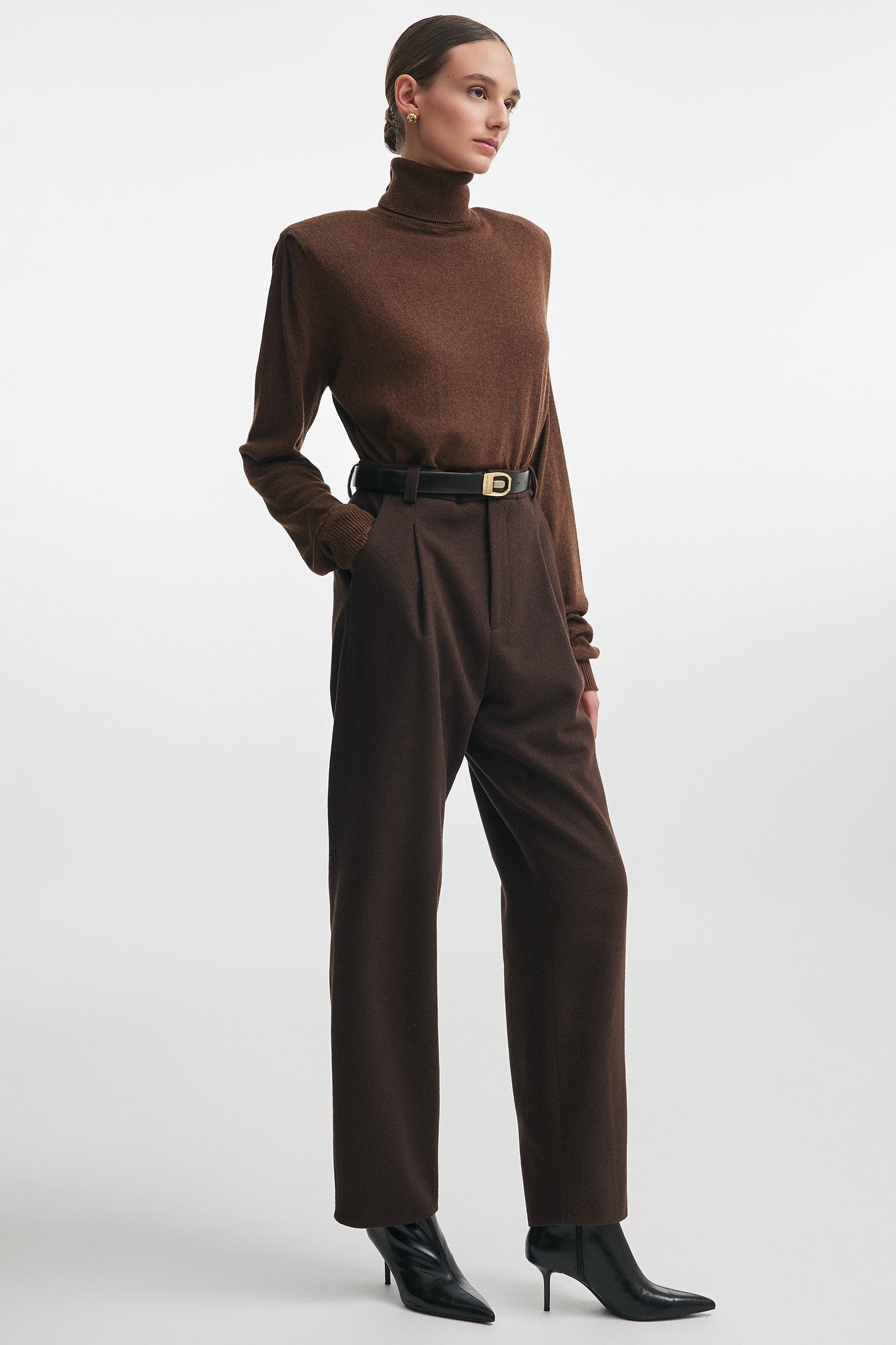 BASICK KNITTED BLOUSE BROWN