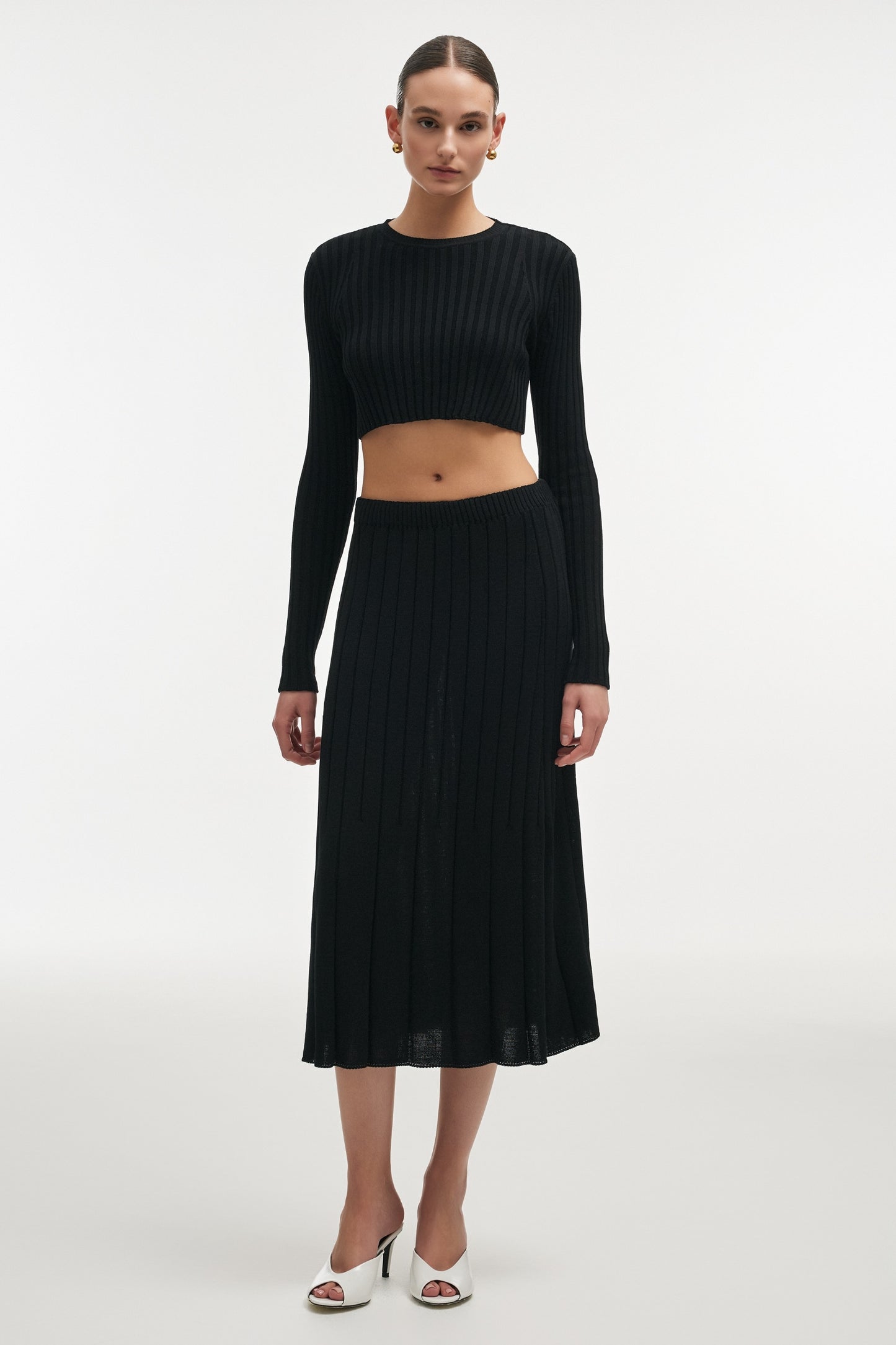 FEMME KNITTED CROP TOP BLACK