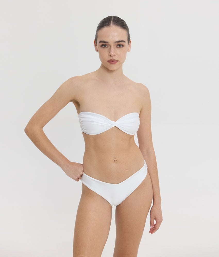 ORCHID BIKINI PEARL WHITE