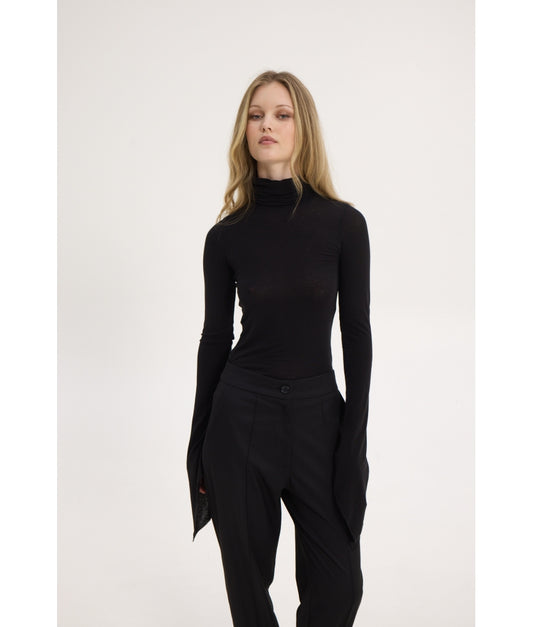 SARAH TURTLENECK TOP