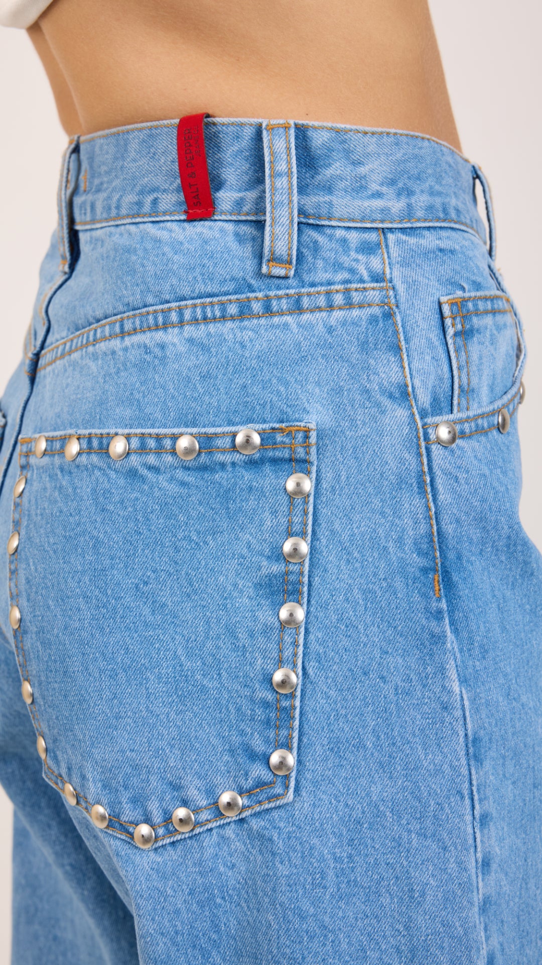 STACY MEDIUM STUDDED