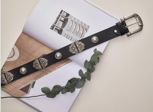 "Sweet dreams" leather belt